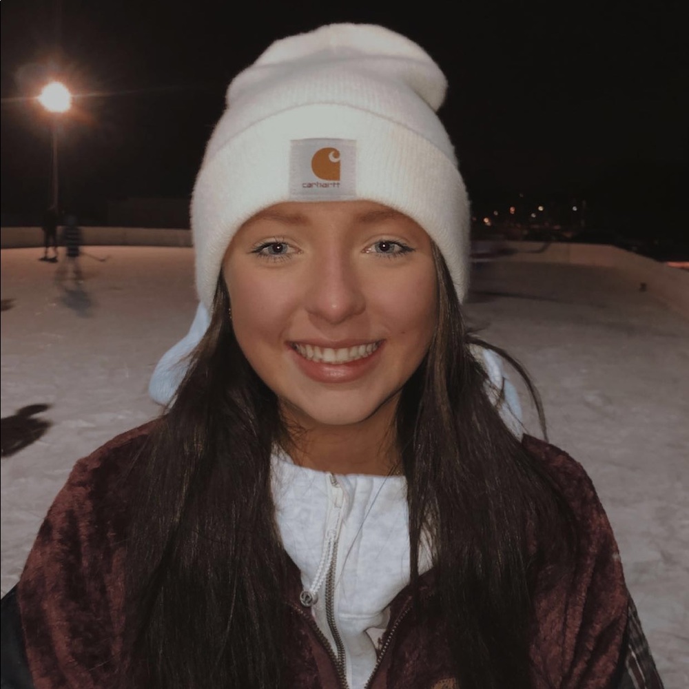 Meet your Posher, Reese